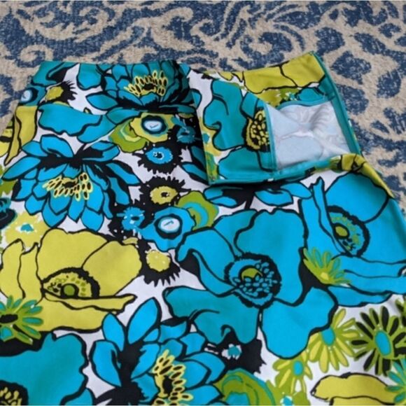 Easy 5th teal yellow white black floral flower skirt size 8 spring summer bright - Picture 9 of 9